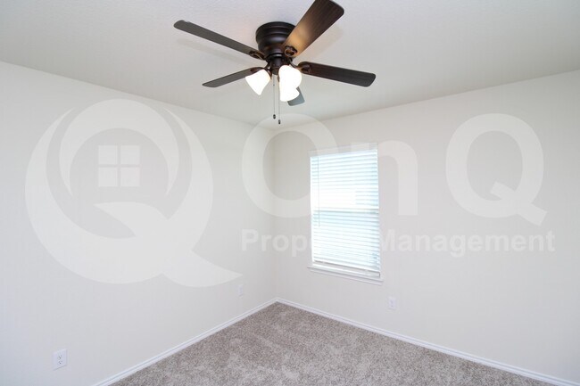 Building Photo - 5616 Cherrywood Wy