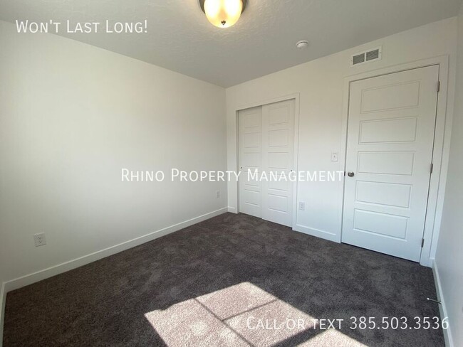 Building Photo - 4254 Bromwell Ct