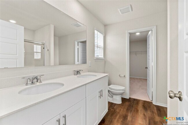 Building Photo - 162 Hazy Glade Dr