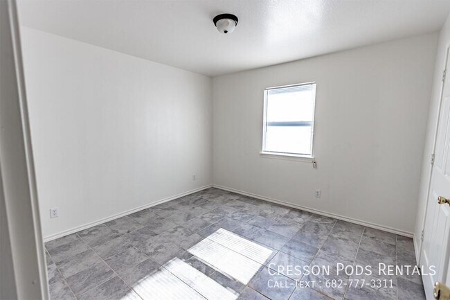 Building Photo - 9132 Putteet Rd