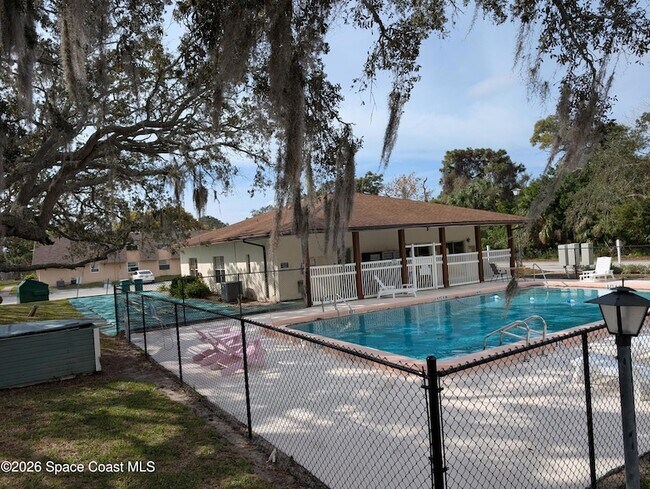 Building Photo - 3135 Shady Dell Ln