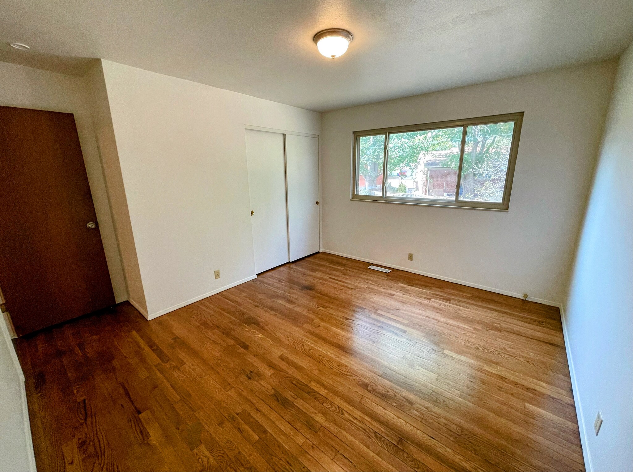 Building Photo - 2701 Wintergreen Dr