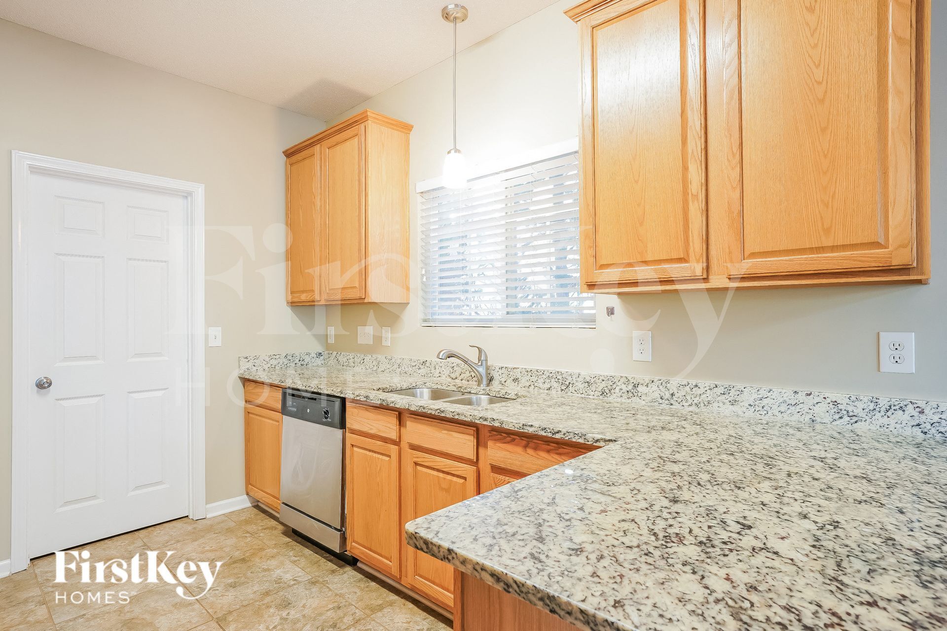 Building Photo - 6825 Winners Dr