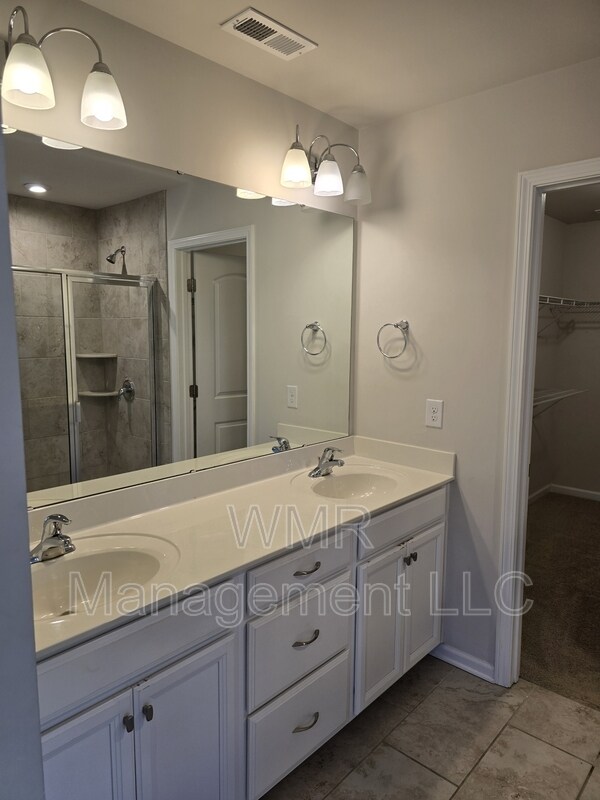 Building Photo - 1118 Glen Marley Dr