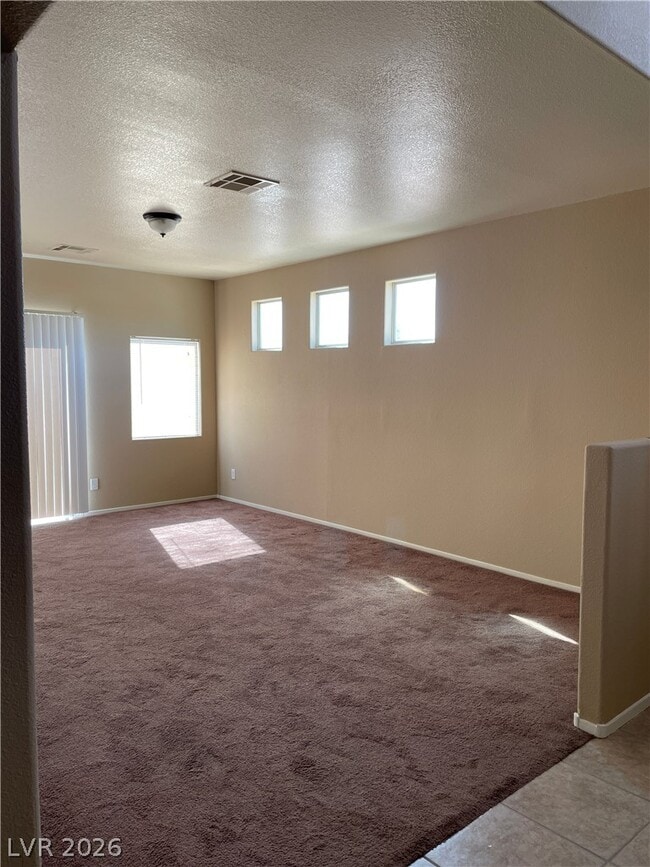 Building Photo - 3753 Hollycroft Dr