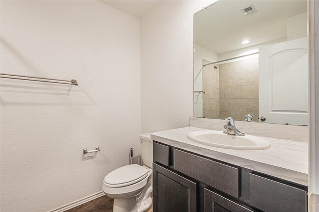 Building Photo - 5110 Hedgerose Ln