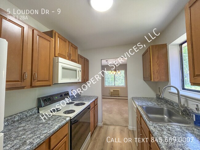 Building Photo - 5 Loudon Dr