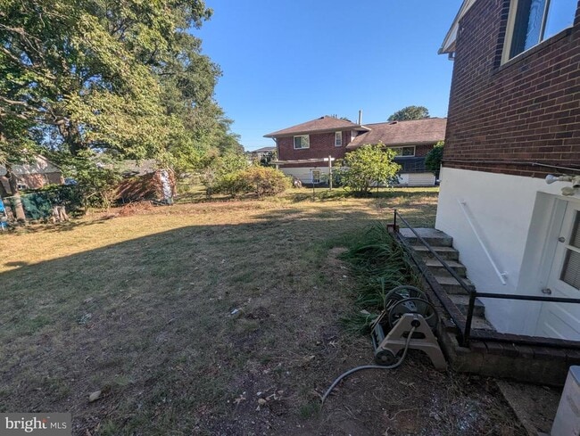 Building Photo - 6327 Willowood Ln