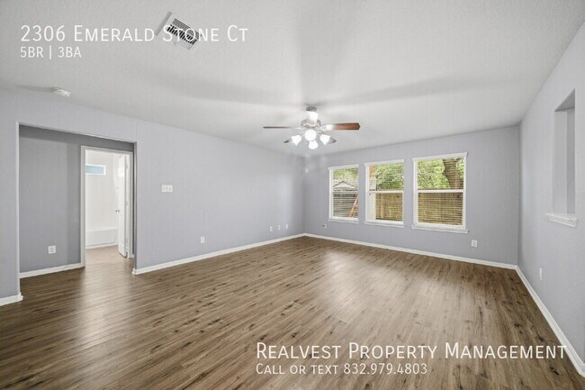 Building Photo - 2306 Emerald Stone Ct