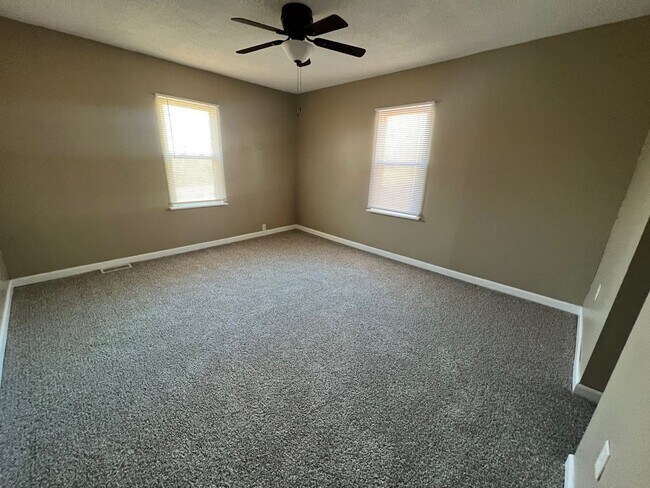 Building Photo - Arnold Home for Rent!
