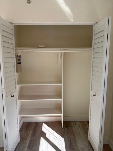 Closet - 8730 SW 133rd Avenue Rd