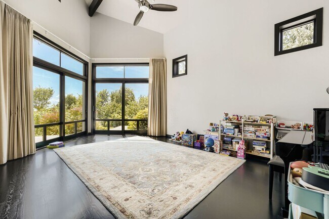 Building Photo - Cedar Park Furnished Home
