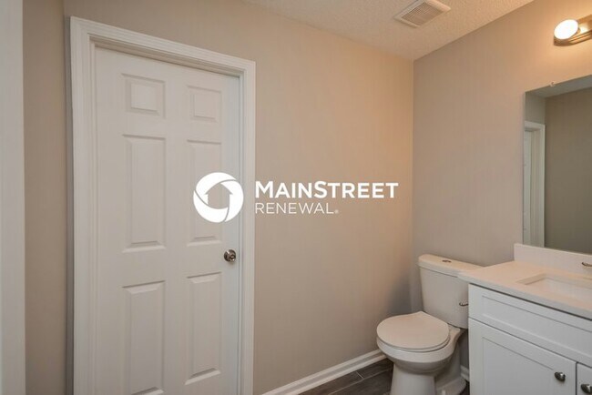 Building Photo - 6 Bedroom Pet-Friendly Home in COVINGTON, GA with Main Street Renewal