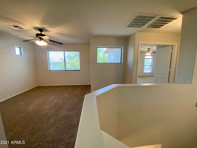 Building Photo - 2411 W Via Dona Rd