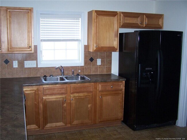 Building Photo - 1753 Cherrypoint Dr