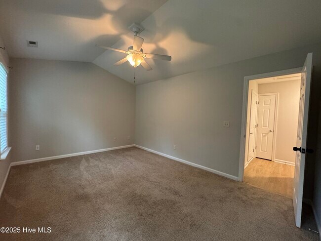 Building Photo - 199 Tylers Cove Way