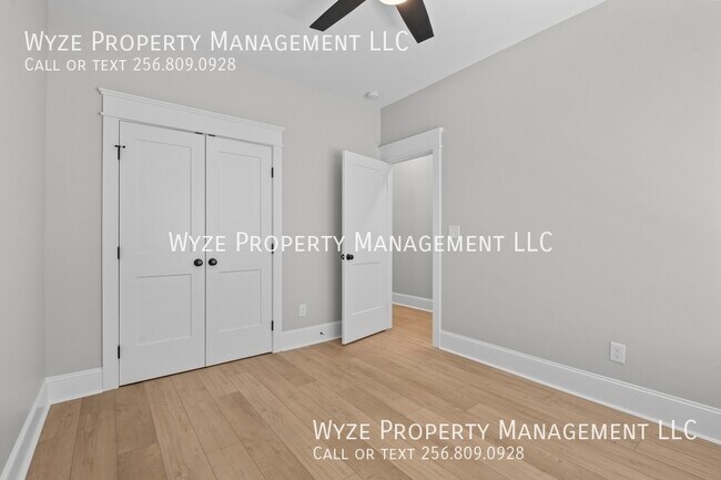 Building Photo - 1113 SE Westmoreland Ave