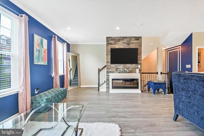 Building Photo - 1616 Wesbourne Dr