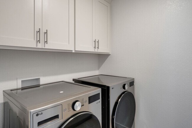 Building Photo - Brand-New 4-Bedroom Home with Loft and Modern Upgrades!