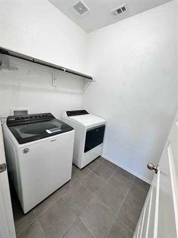 Building Photo - 3018 Montrose Ct