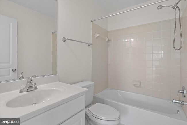 Building Photo - 12807 Lotte Dr