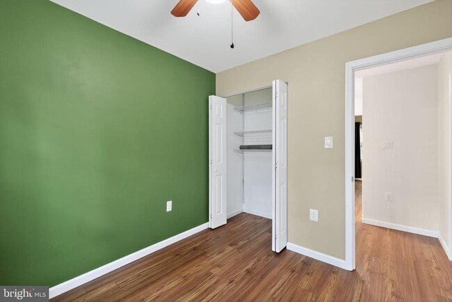 Building Photo - 680 Azalea Dr