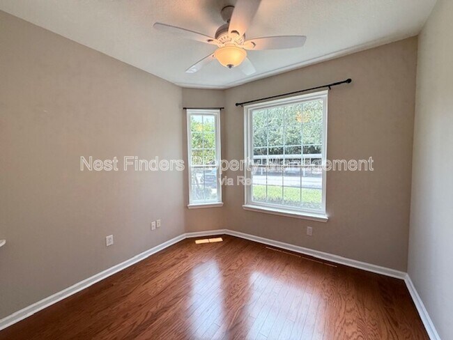 Building Photo - 7990 Baymeadows Rd E