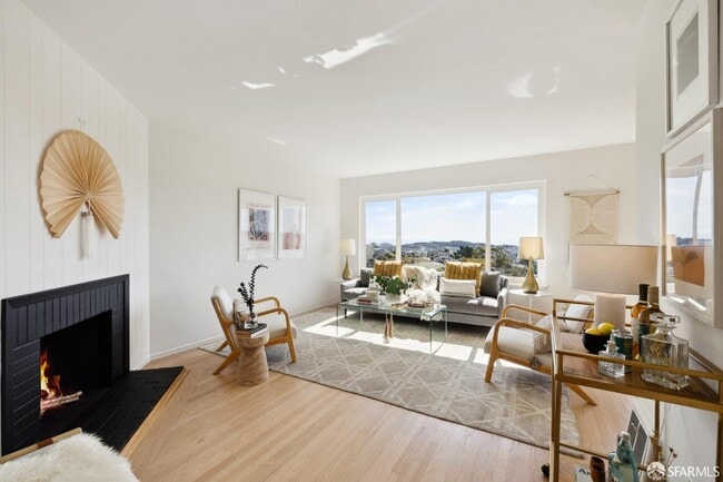 Building Photo - 134 Stanford Heights Ave