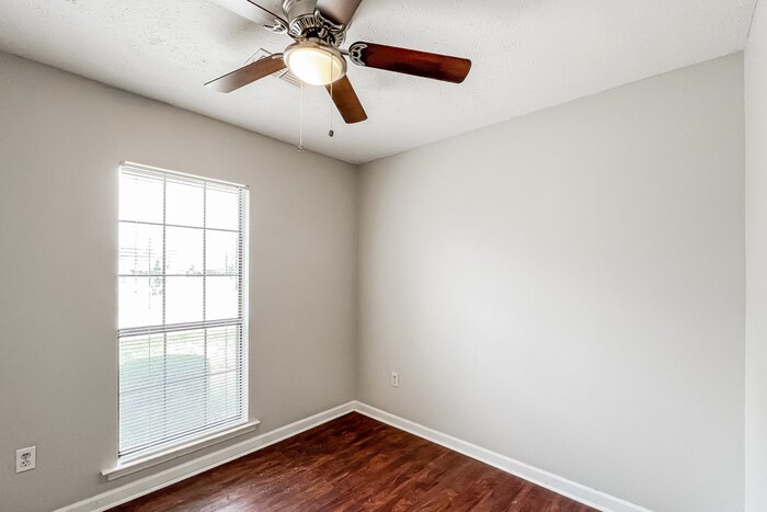 Building Photo - 7018 Epperson Dr