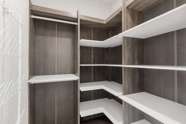 Building Photo - 1004 Heron Sound Dr