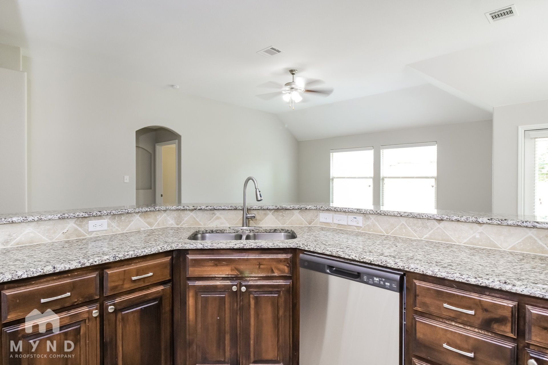 Building Photo - 649 Minkel Dr