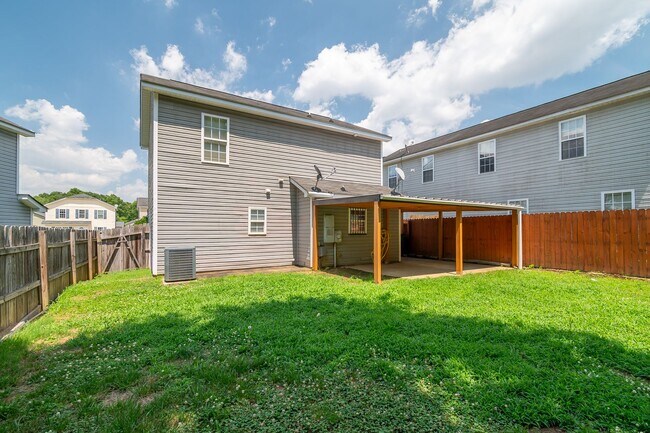 Building Photo - 1053 Brianna Way