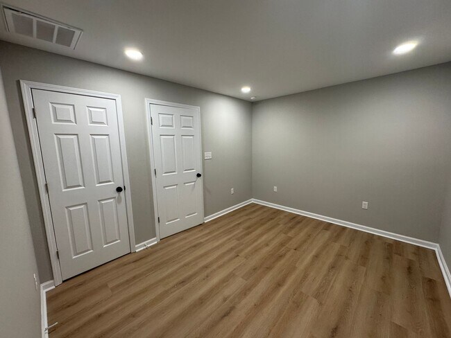 Building Photo - 4 Bed, 2.5 Bath with Park Access in the perfect location in Nicholasville! Stainless Steel Applia...