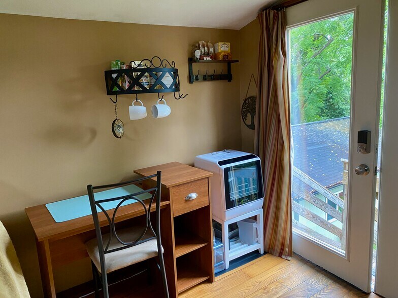 Building Photo - 9 Unaka Ave