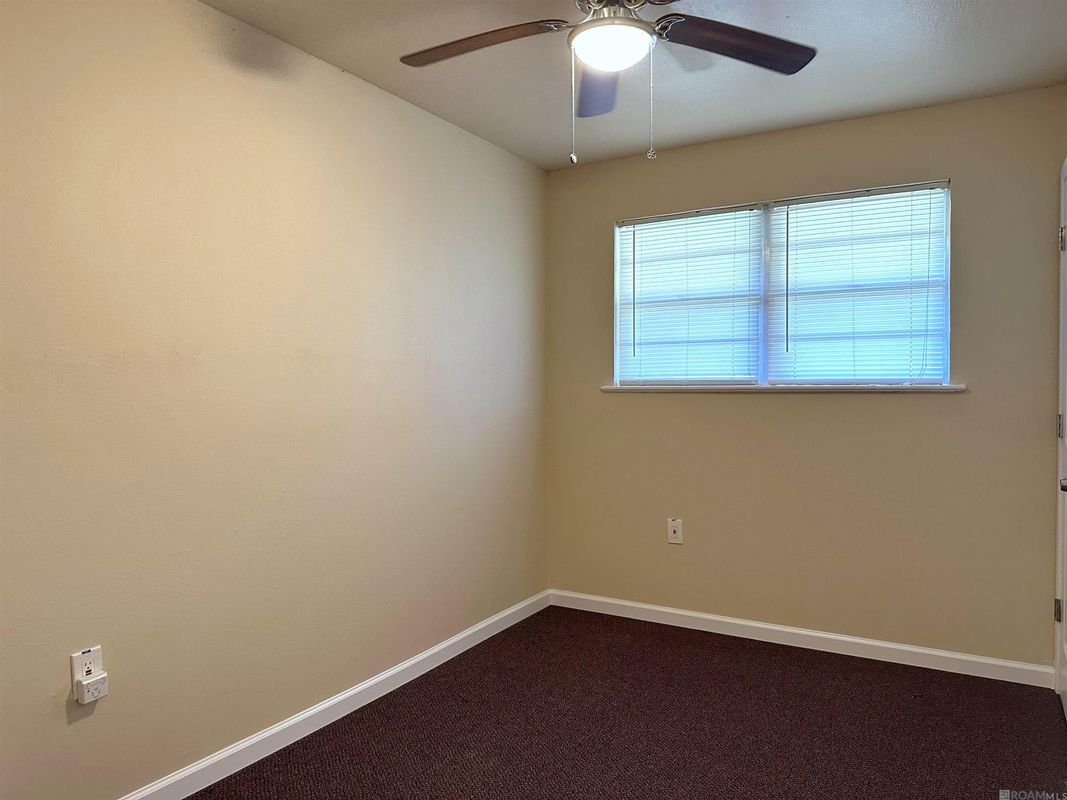 Building Photo - 20335 MacHost Rd