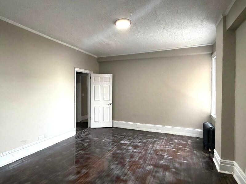 Building Photo - 157 S Harrison St