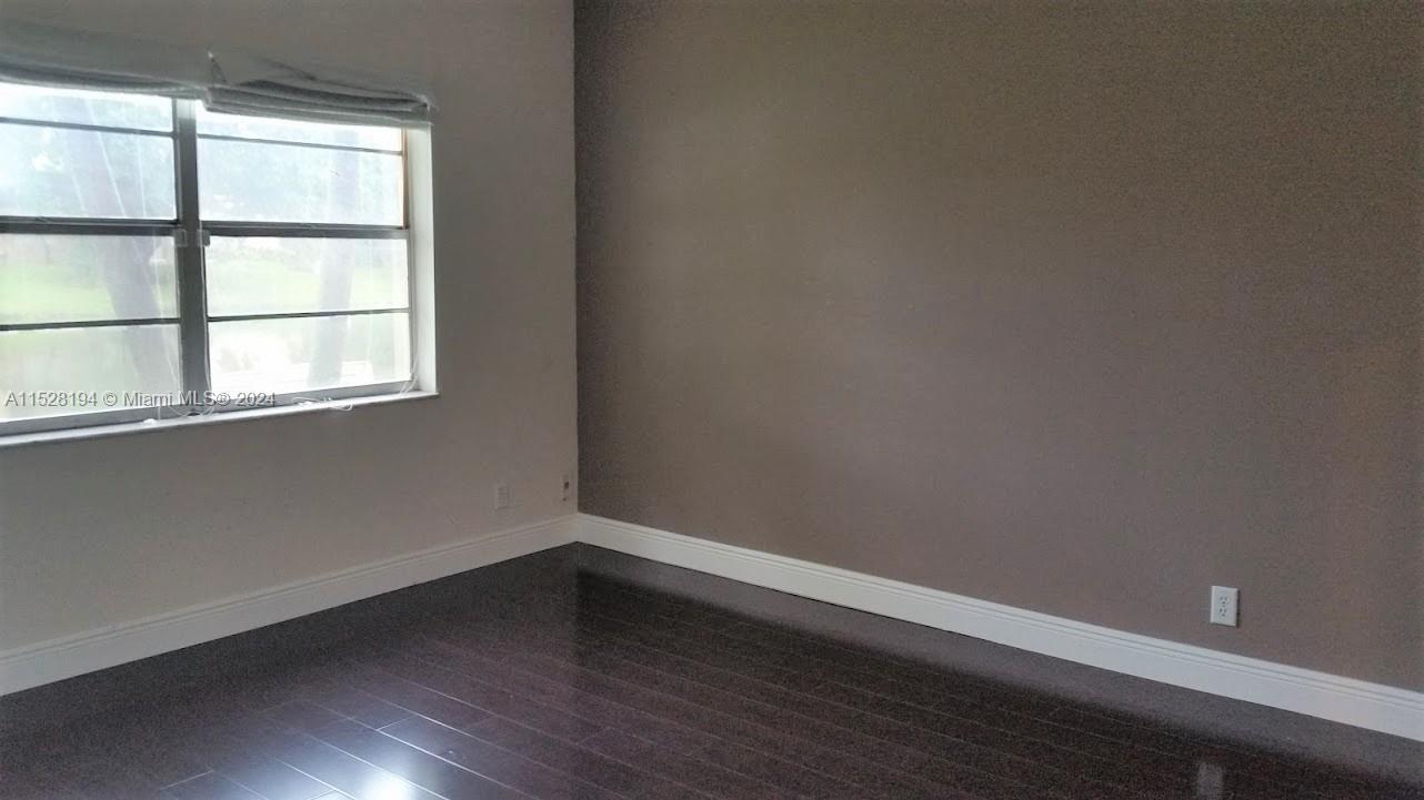 Building Photo - 3641 NW 95th Ter