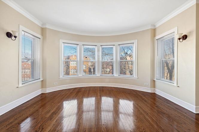 Building Photo - 7746 S East End Ave