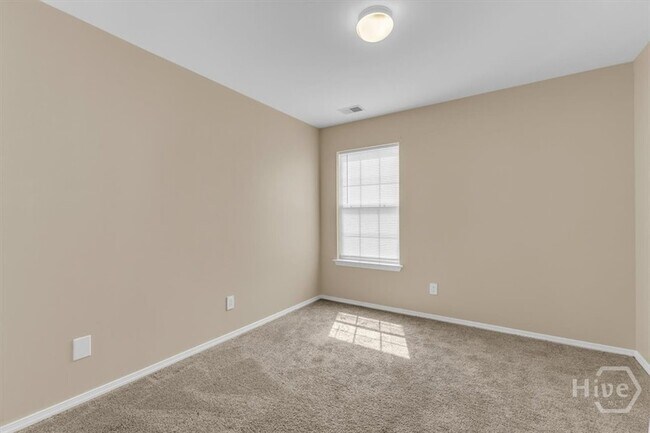 Building Photo - 129 Fairgreen St