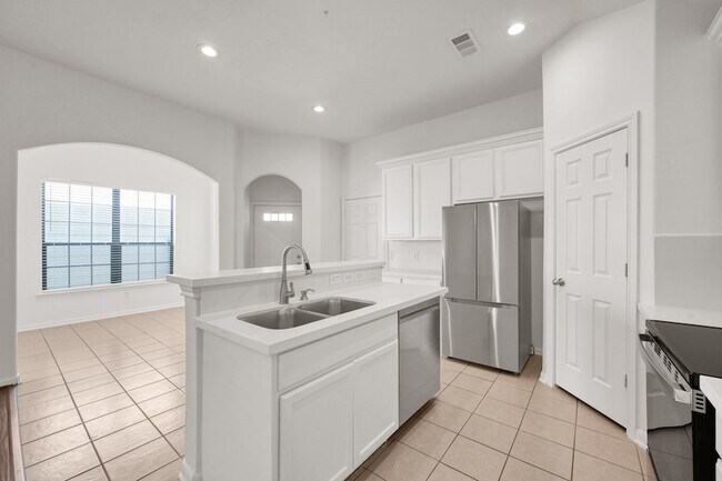 Building Photo - 29717 Buffalo Canyon Dr