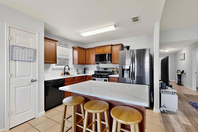Building Photo - 10045 Quail Glen Dr