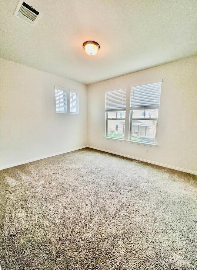 Building Photo - Room in Townhome on Cowbird Path
