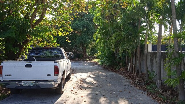 DRIVE WAY - 330 NW 127th Ave