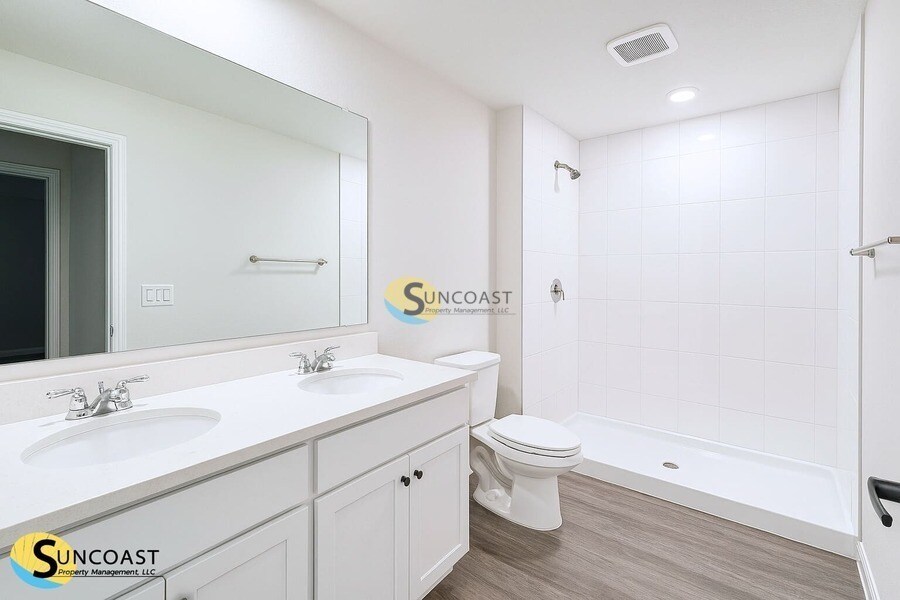 Building Photo - 115 Secretary Trail