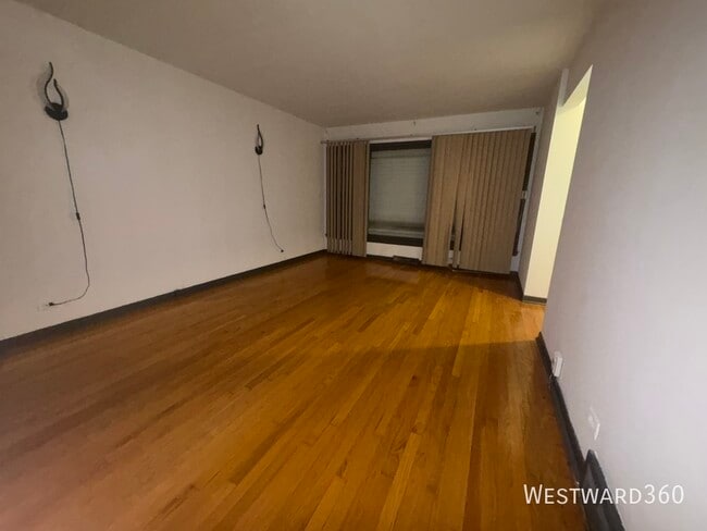 Building Photo - 13820 S Tracy-SFH