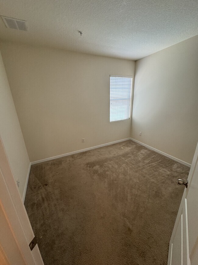 Building Photo - 14241 Oasis Cove Boulevard