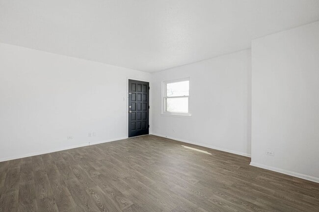 Building Photo - 2300 Nacogdoches Rd