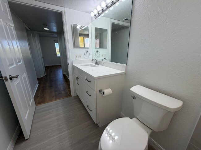 Building Photo - ANNUAL RENTAL - KEY ROYAL CONDO -THIRD FLOOR- 2 BED-1 BATH