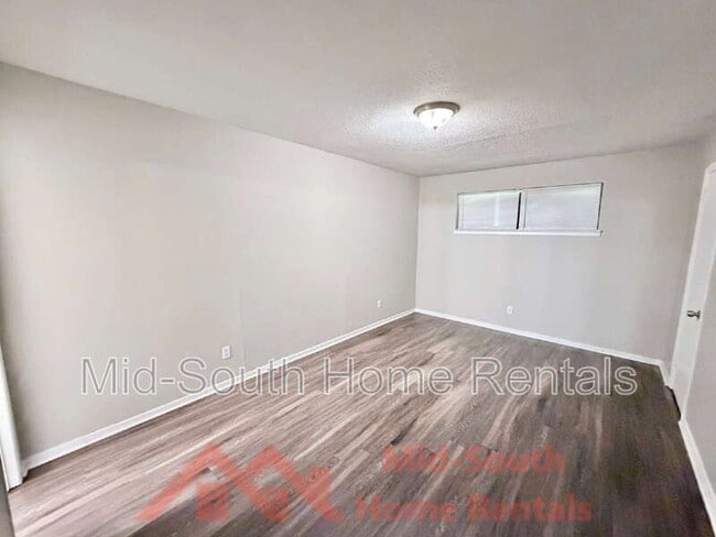 Building Photo - 4077 Forest View Dr