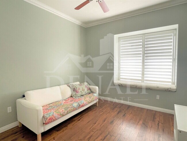 Building Photo - 14575 W Mountain View Blvd